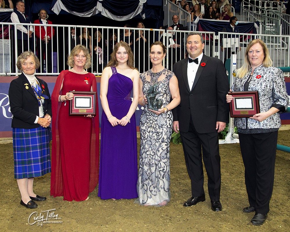 Congratulations to the 2022 EC Jumping Awards Winners